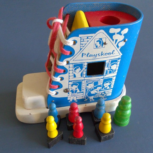 Playskool Other - Vintage Playskool Old Woman Who Lived in a Shoe Wood Sorting Tying Toy